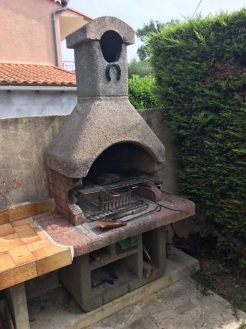 Le Carabiol - Chambre D'Hote Saint Julien Les Rosiers Exteriör bild