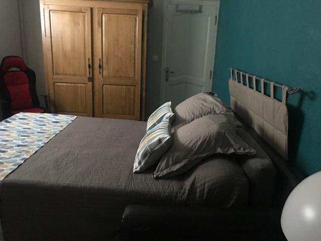 Le Carabiol - Chambre D'Hote Saint Julien Les Rosiers Exteriör bild